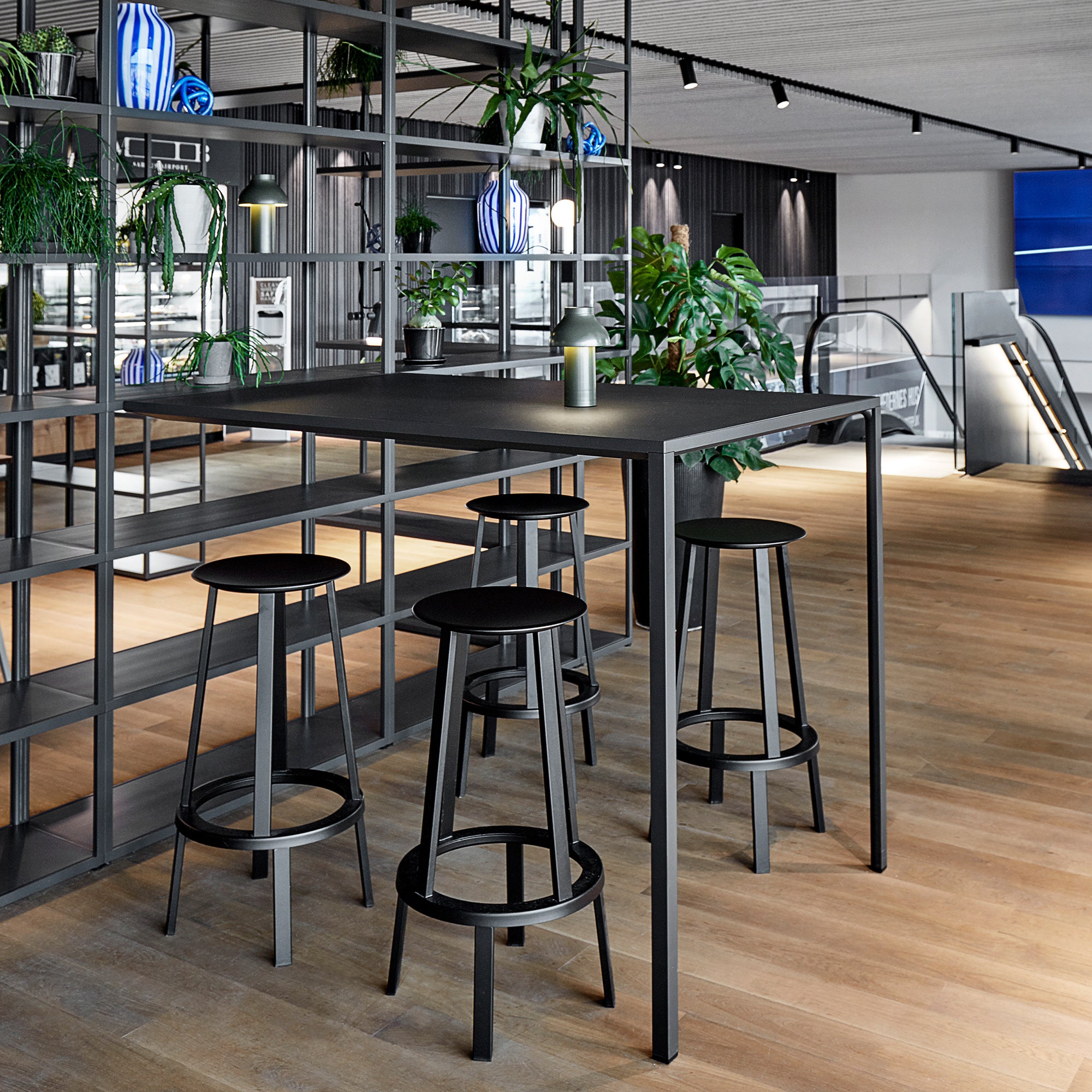 Revolver Bar Stool