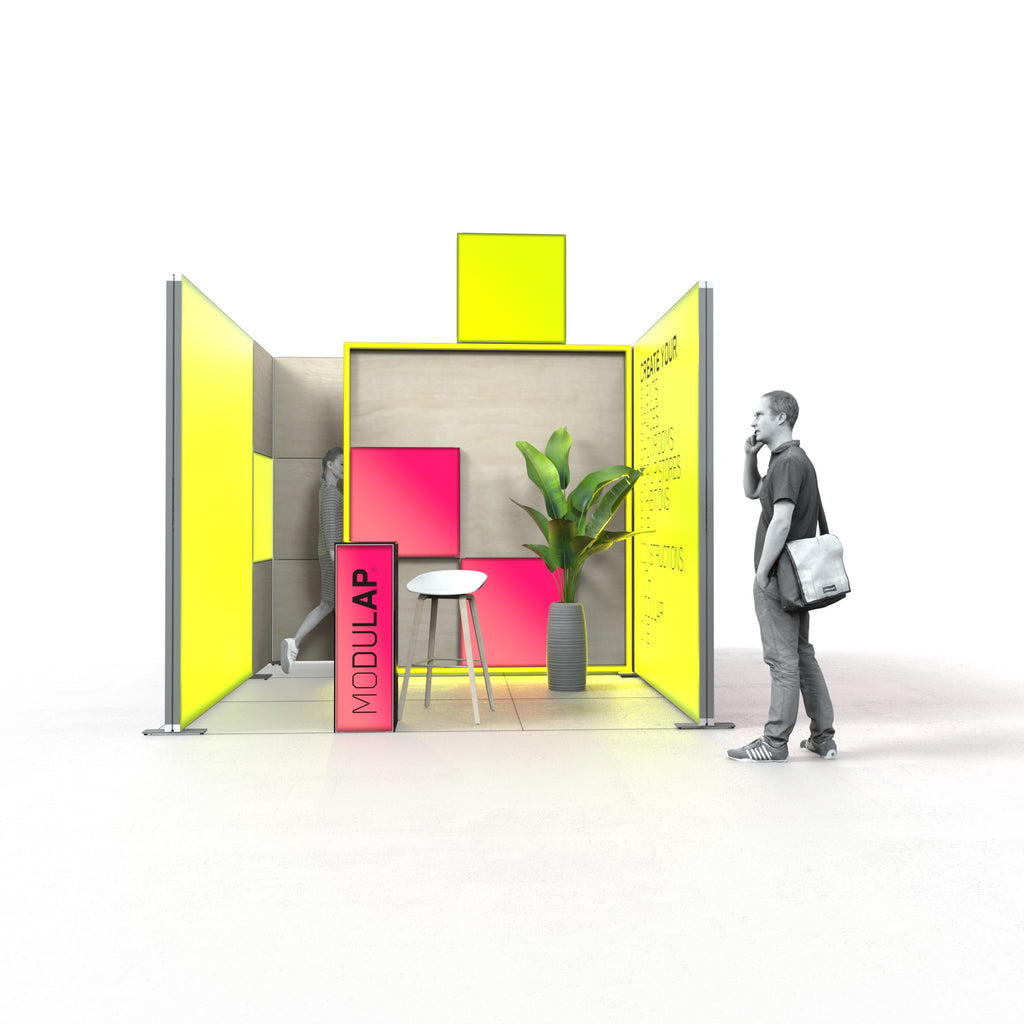 Der Messestand Alice in der Größe 3x3 Meter besteht aus Lightbox, Lightframes, schmaler Counter und Sixpacks